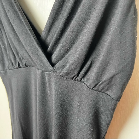 Cabi - Black V-Neck Tank Top - Sz. XS - Picture 4 of 4